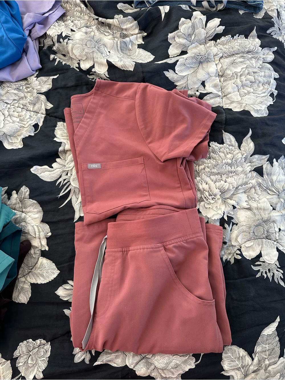 Figs Scrubs Mauve Set S/M